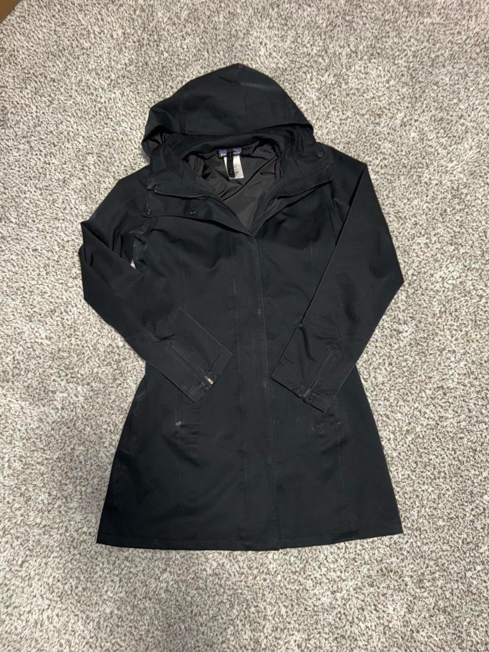 Patagonia Womens Black Hooded Raincoat Parka Jacket